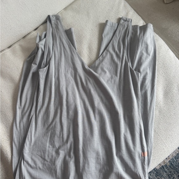 Lunya Gray Sleeveless Jumpsuit with Wide-Leg Design - Picture 4 of 5